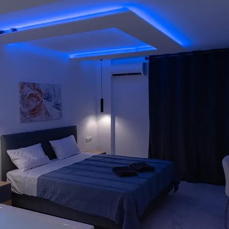 Athens Jacuzzi Apartment מראה חיצוני תמונה