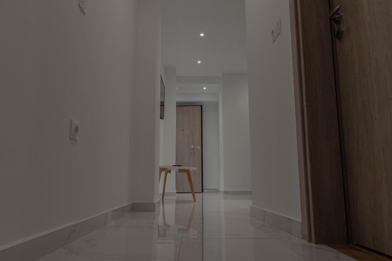 Jacuzzi Apartment Athens